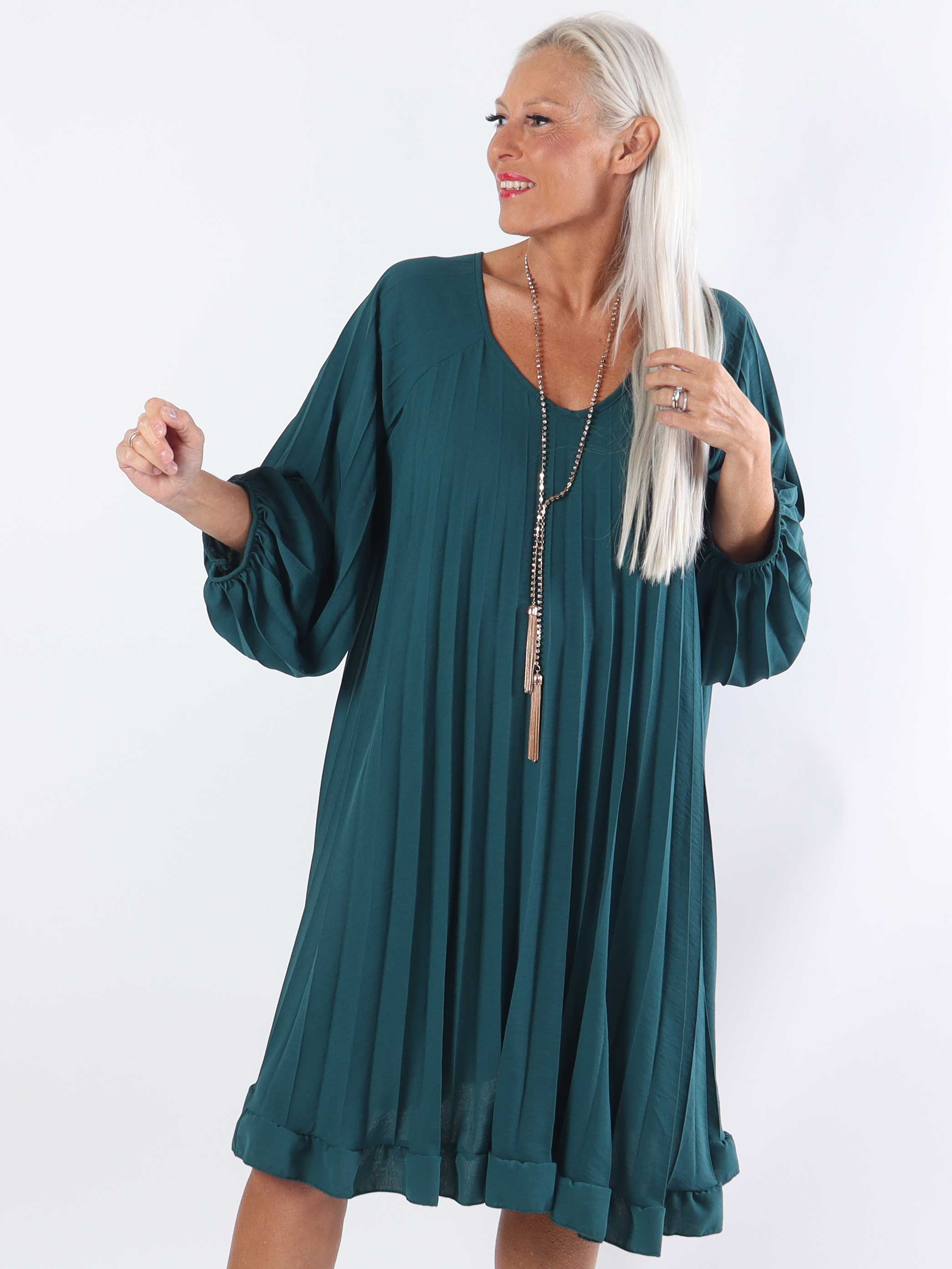 Santorini Dress - Sød plus size kjole med plisseringer